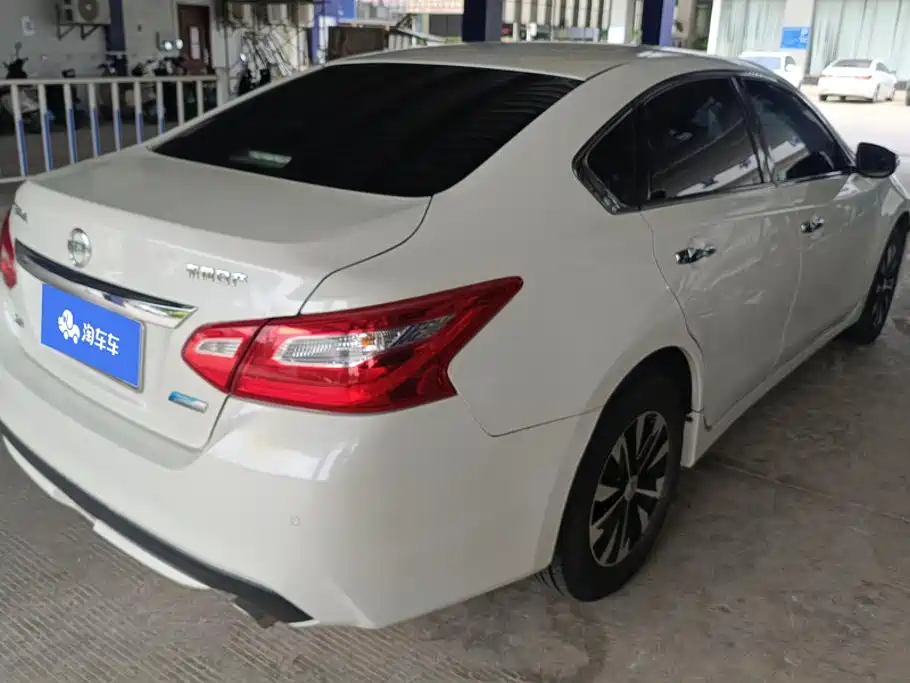 Фото 3 - Nissan Teana