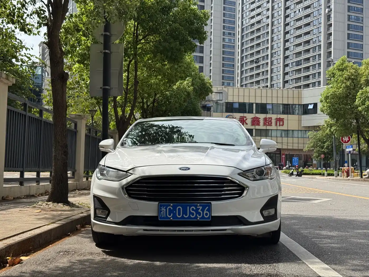 FORD MONDEO