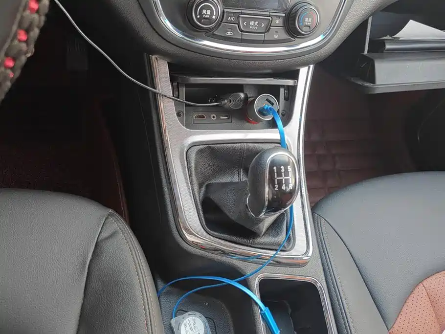 Baojun 560 2016 2015 1.8L Manual Elite