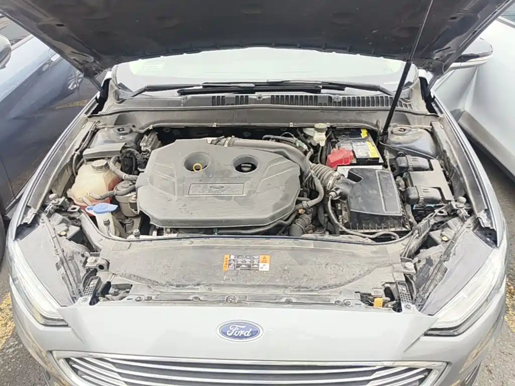 Фото 20 - Ford Mondeo