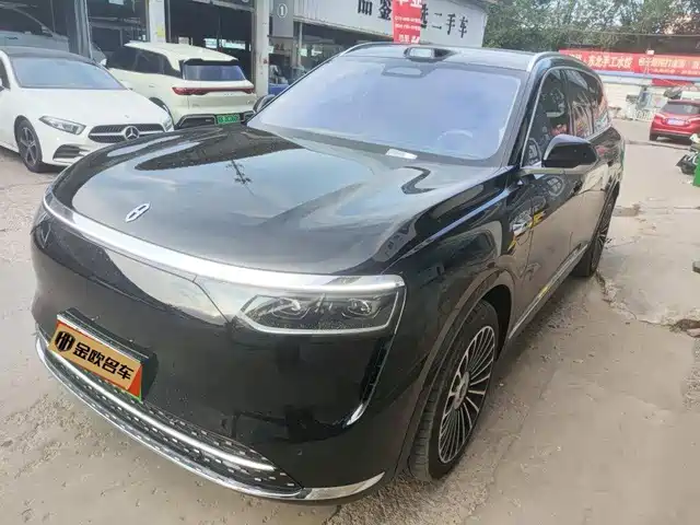AITO Wenjie AITO M8 2025