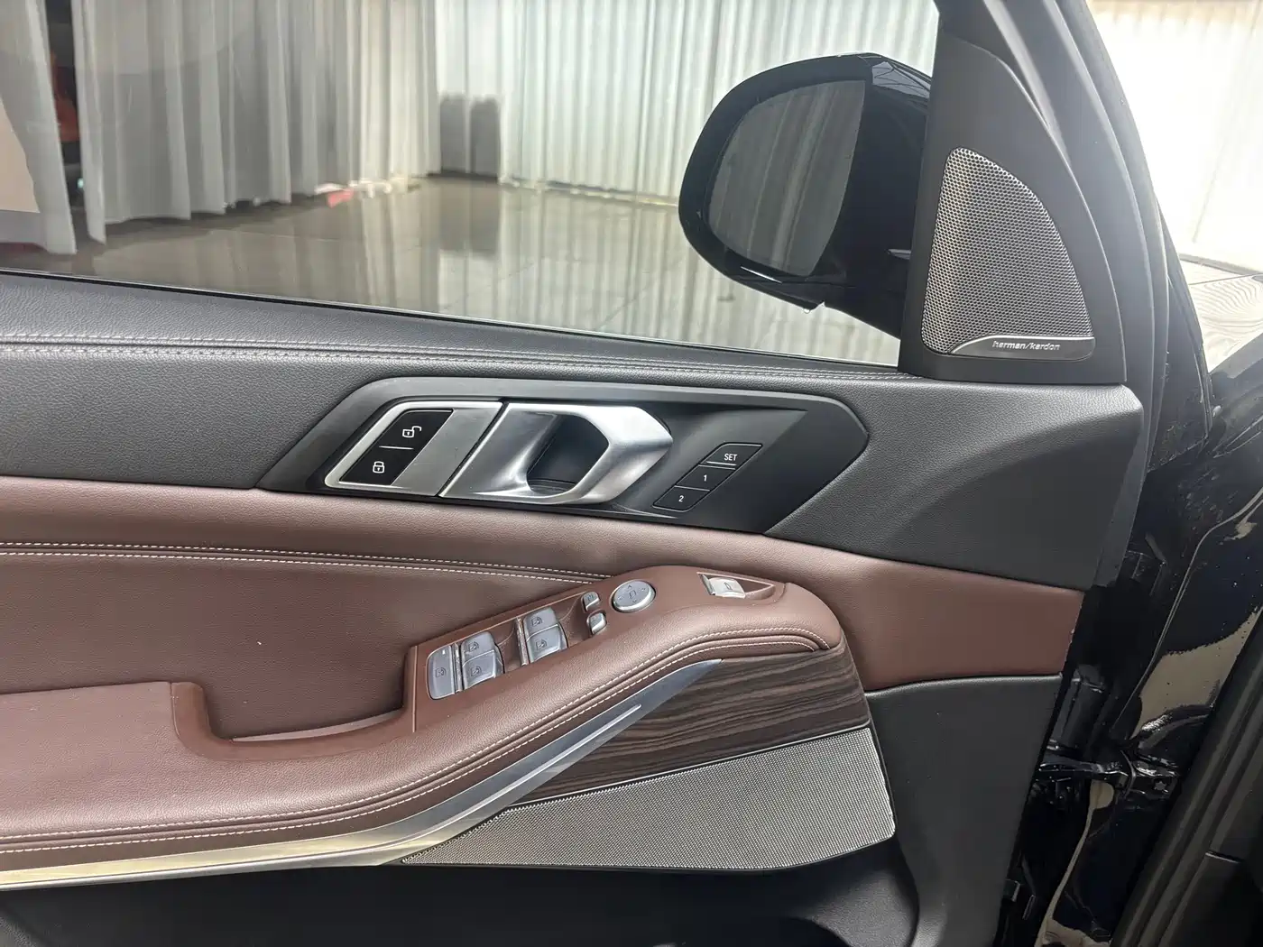 BMW X5 2023 xDrive 40Li M Sport Package фото 6