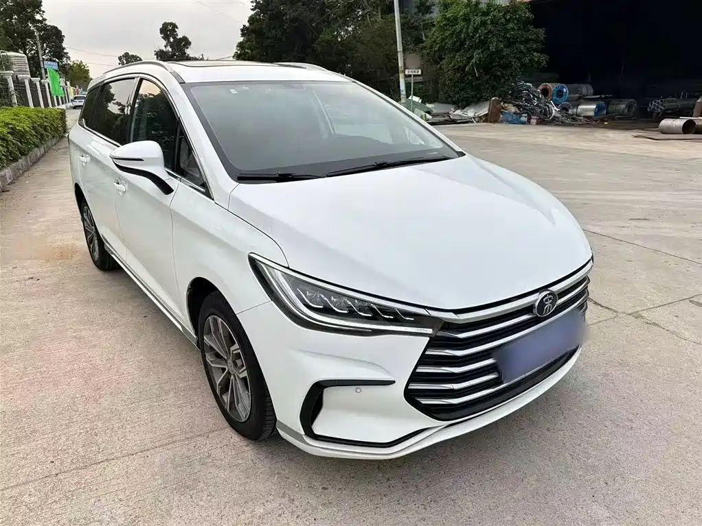 BYD Song MAX 2021 Upgrade 1.5T Automatic Luxury Edition 6-Seater фото 4