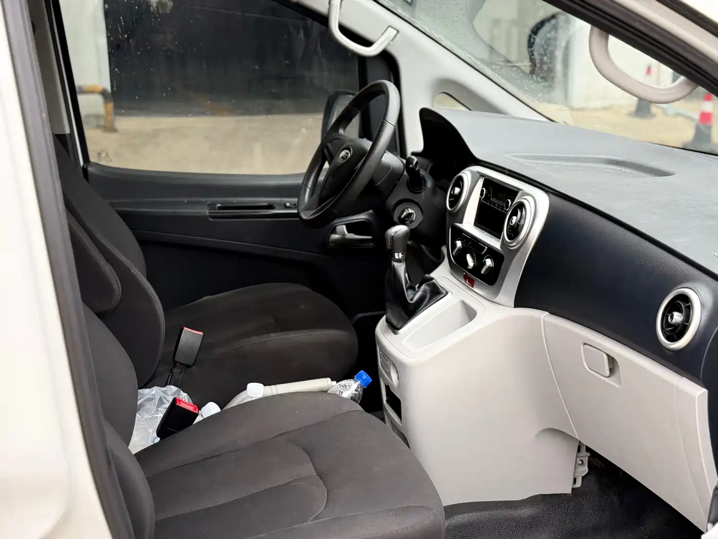 JAC Refine M3 2023 2023 1.8L 7/8-seater Elite Edition