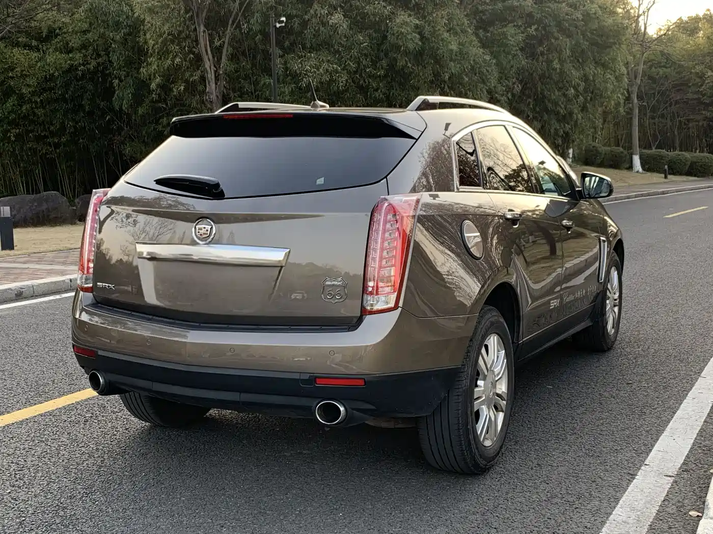 Cadillac SRX 2015 3.0L Elite фото 5