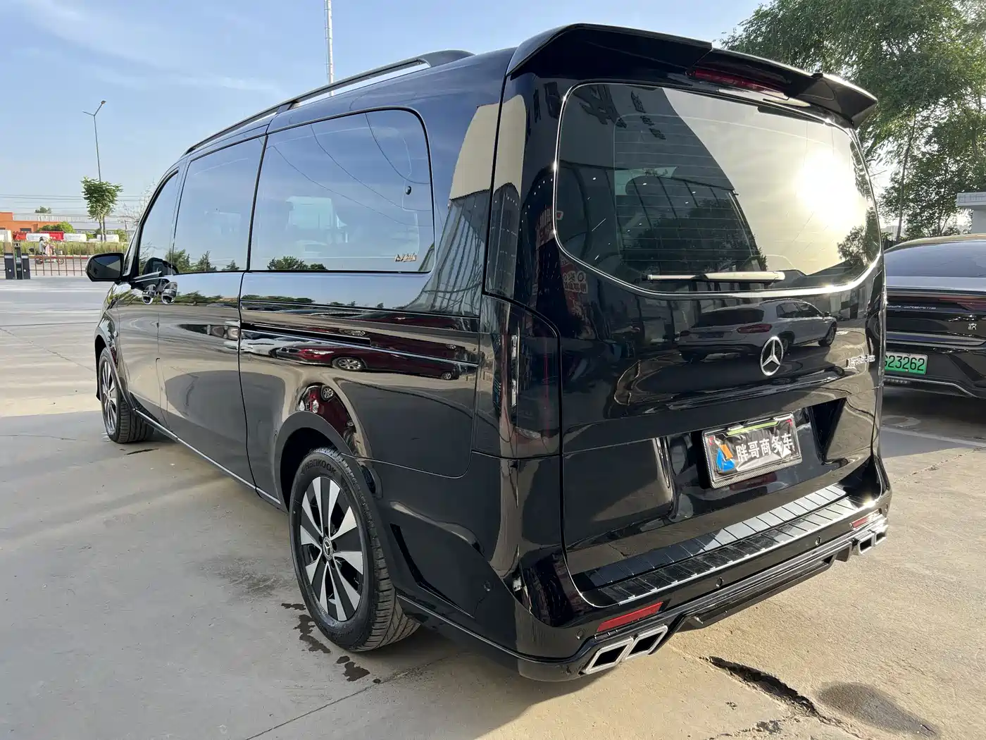 Mercedes-Benz Vito 2023 2.0T Business 7-Seater фото 14