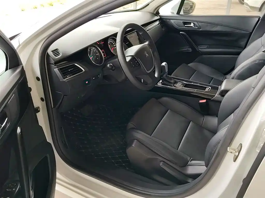 Peugeot 508 2015 1.6THP Auto Comfort Edition фото 16