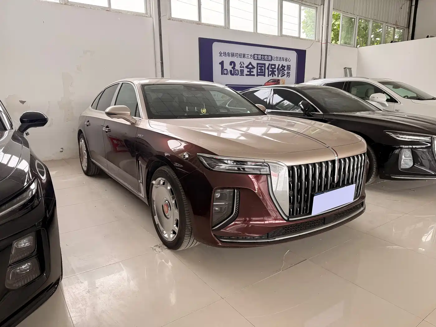 Hongqi H9 2024 2.0T Qi Enjoy Luxury Business Edition фото 3