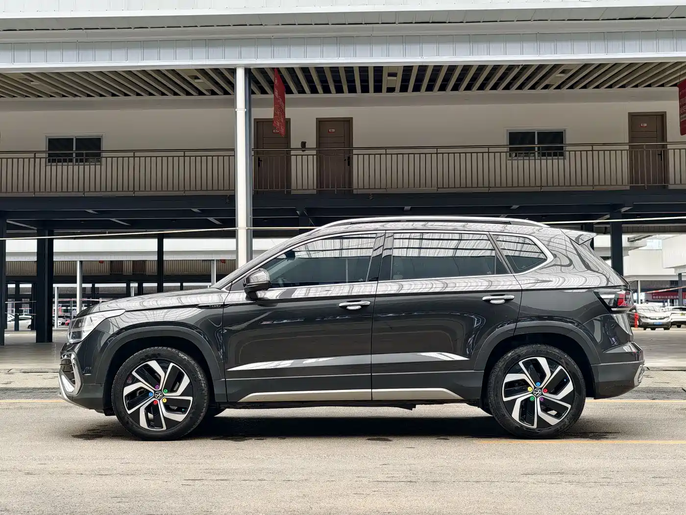 Volkswagen Tharu 2023 300TSI 2WD Full Moon Edition фото 24