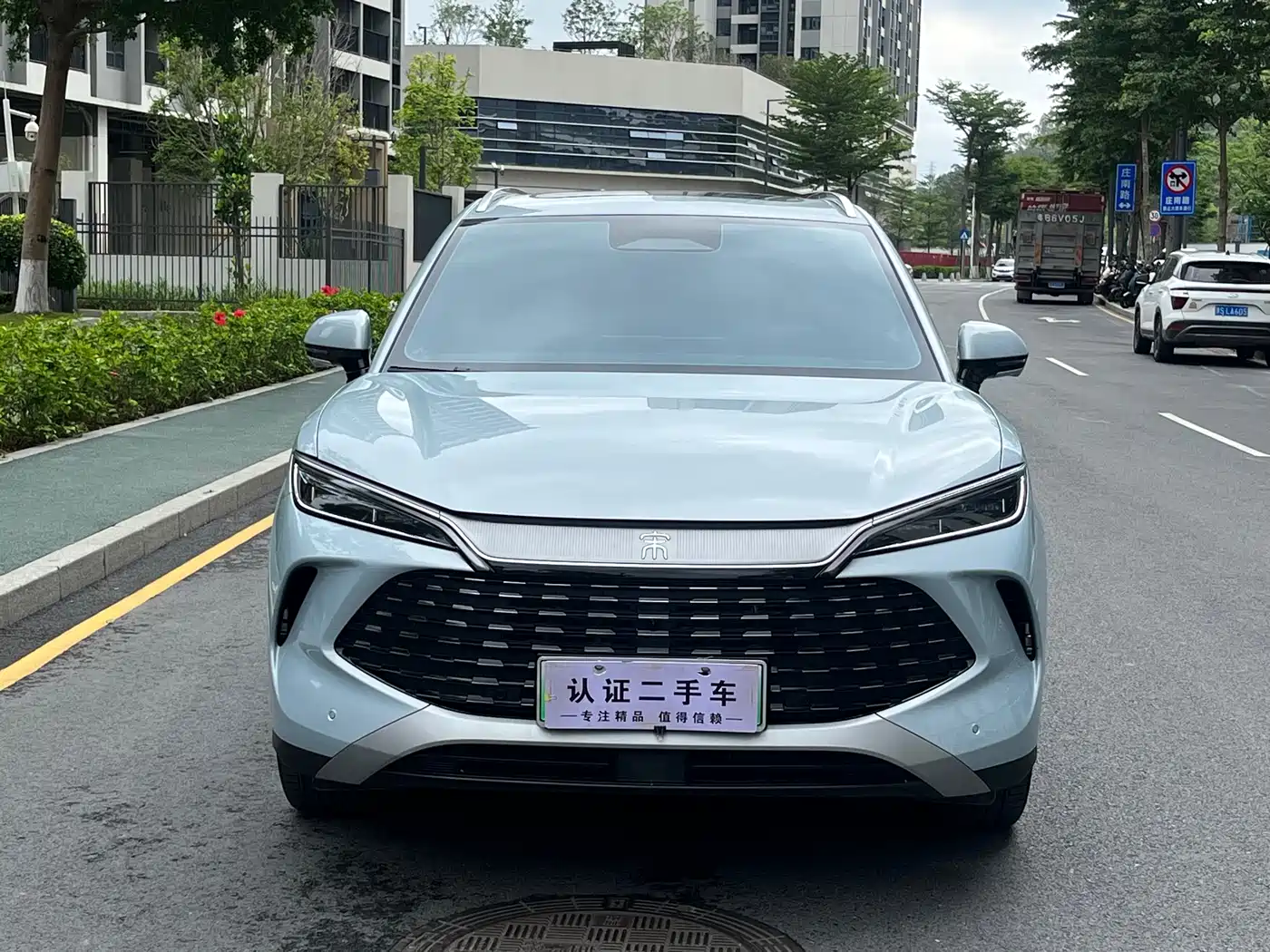 BYD Song L DM-i 2026 DM-i Smart Edition 130KM Superior фото 2