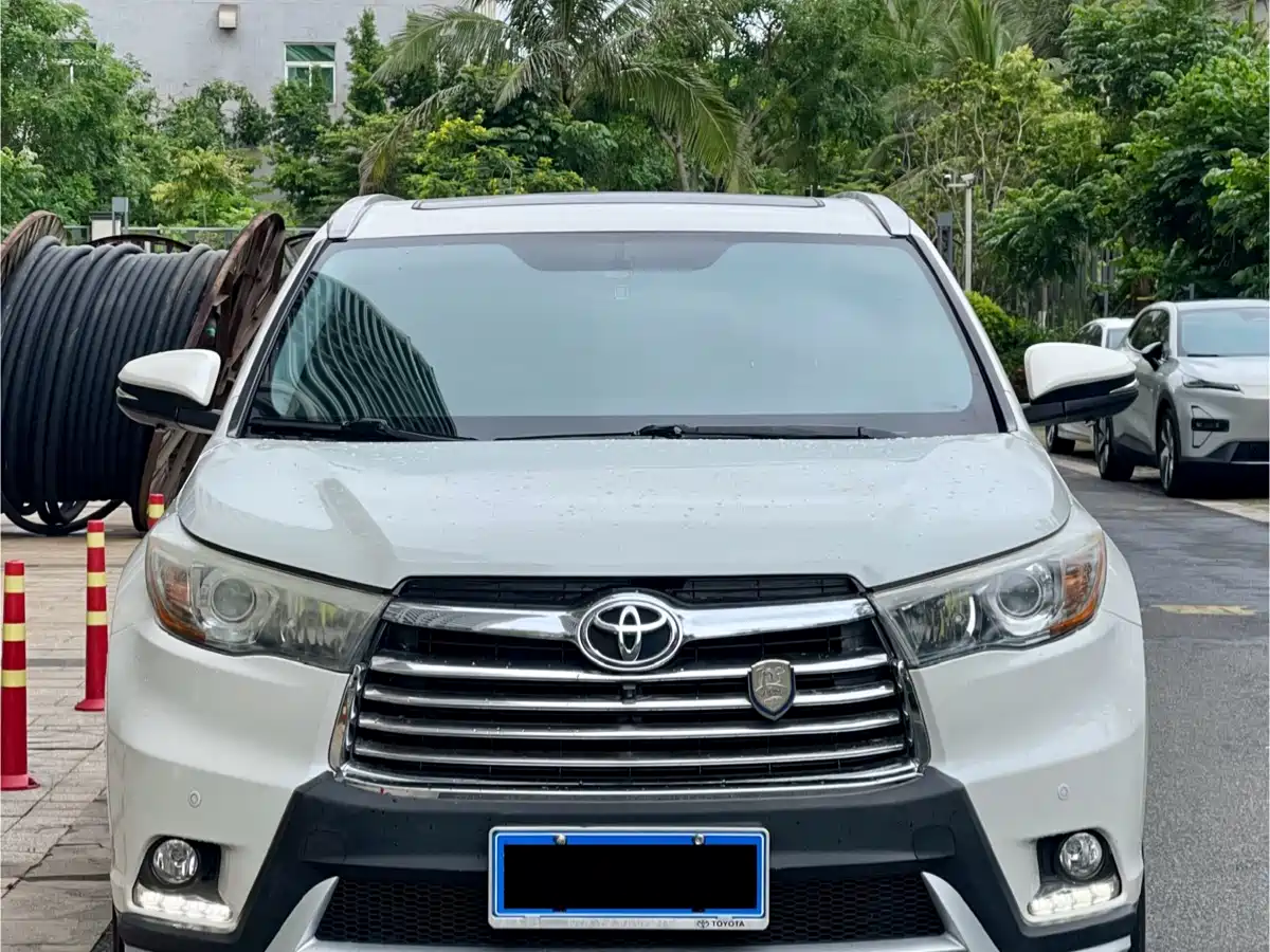 Toyota Highlander 2017 2.0T 2WD Premium 7-Seater фото 2