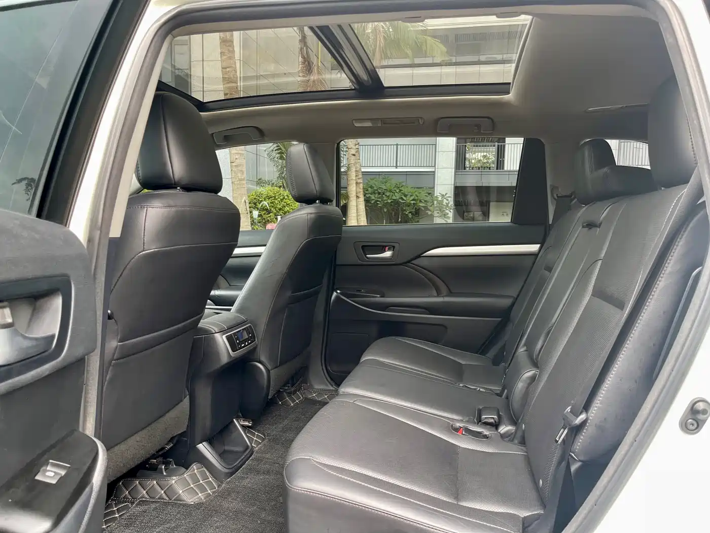 Toyota Highlander 2017 2.0T 2WD Premium 7-Seater фото 5