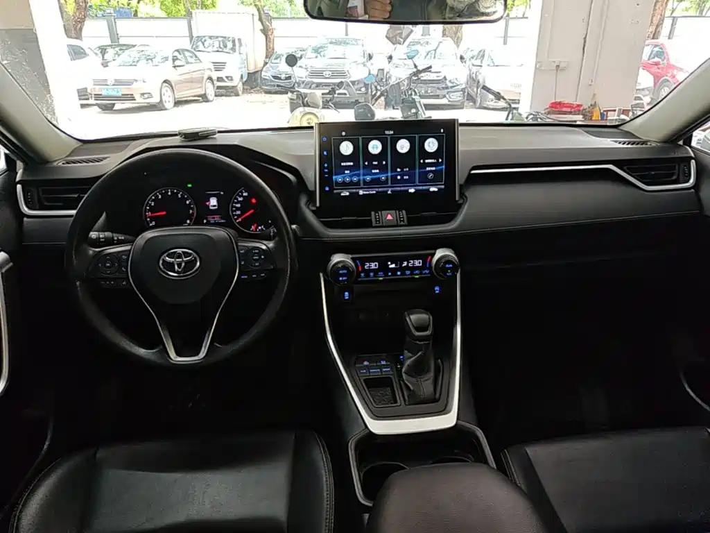 Toyota Wildlander 2021 2020 2.0L CVT 2WD Luxury Edition