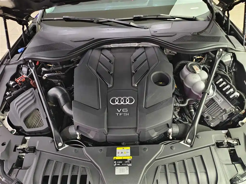Audi A8 2023 A8L 50 TFSI quattro Premium фото 15