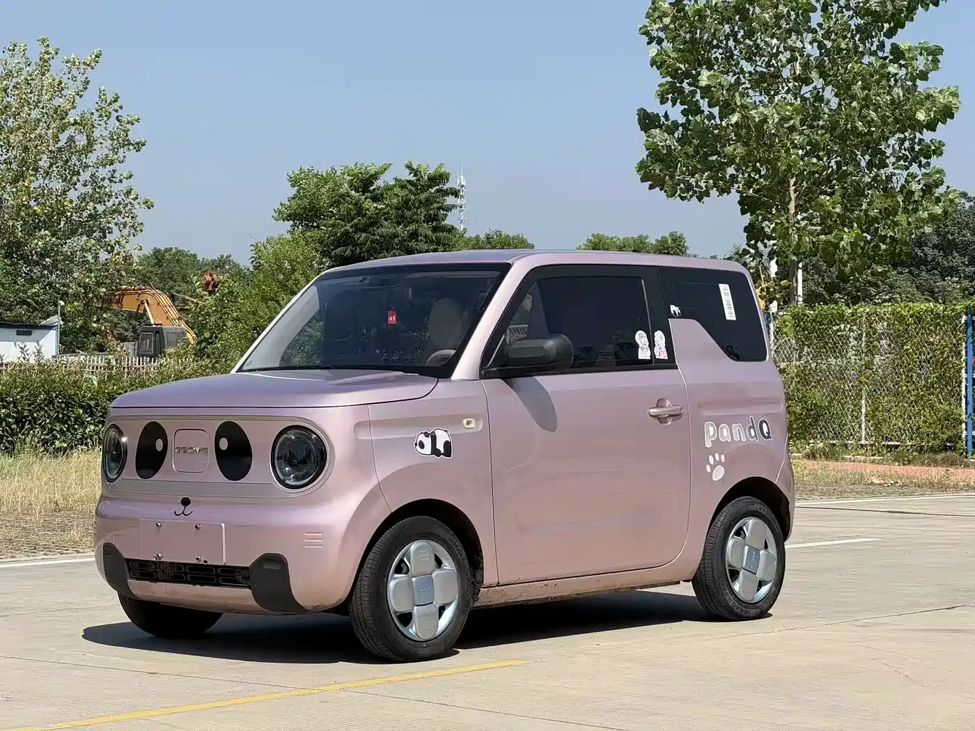 Geely Galaxy Panda 2023