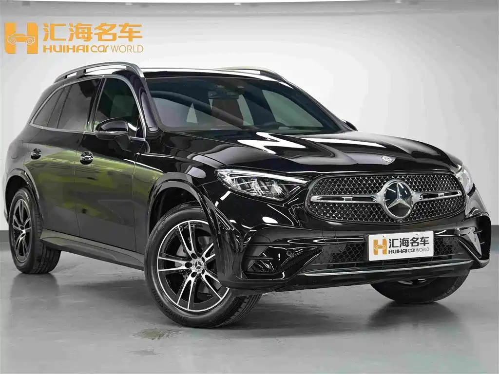 2026 Mercedes-Benz GLC