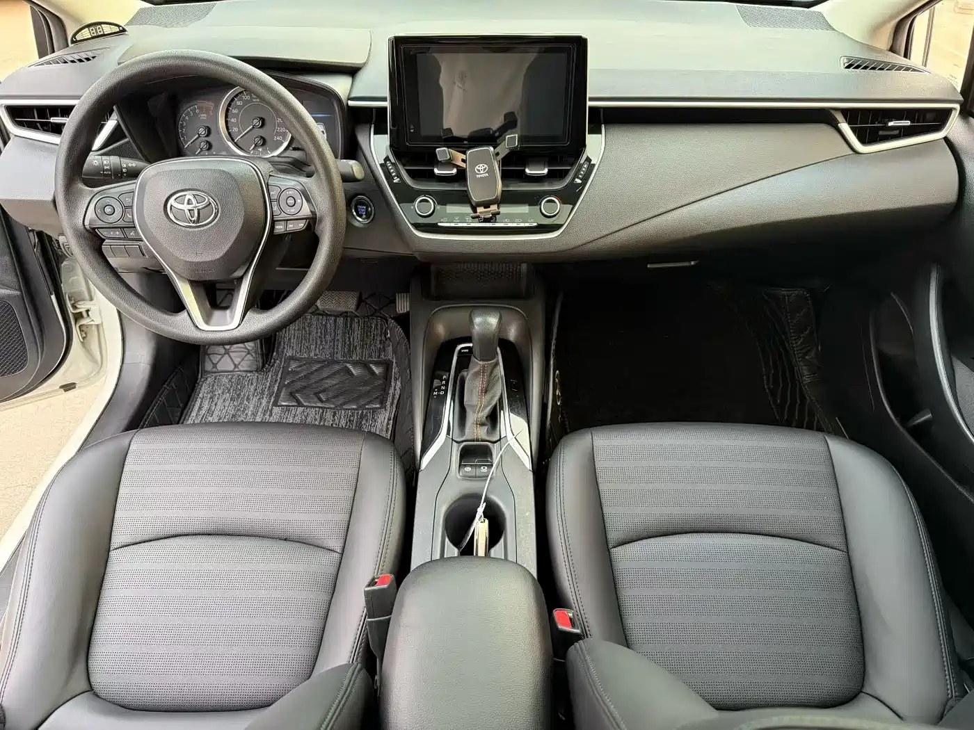 Toyota Corolla 2021 1.2T S-CVT Elite PLUS Edition фото 6