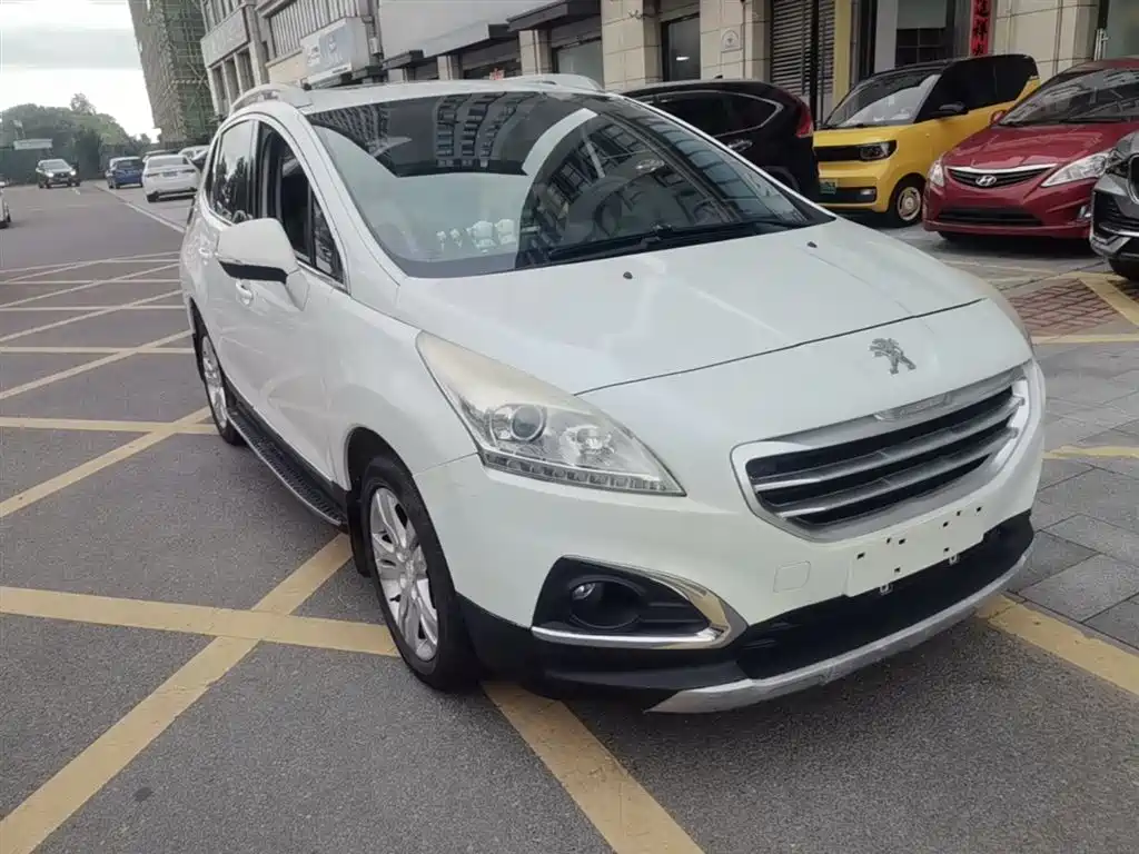 Peugeot 3008 2015 1.6THP Automatic Classic Edition фото 4