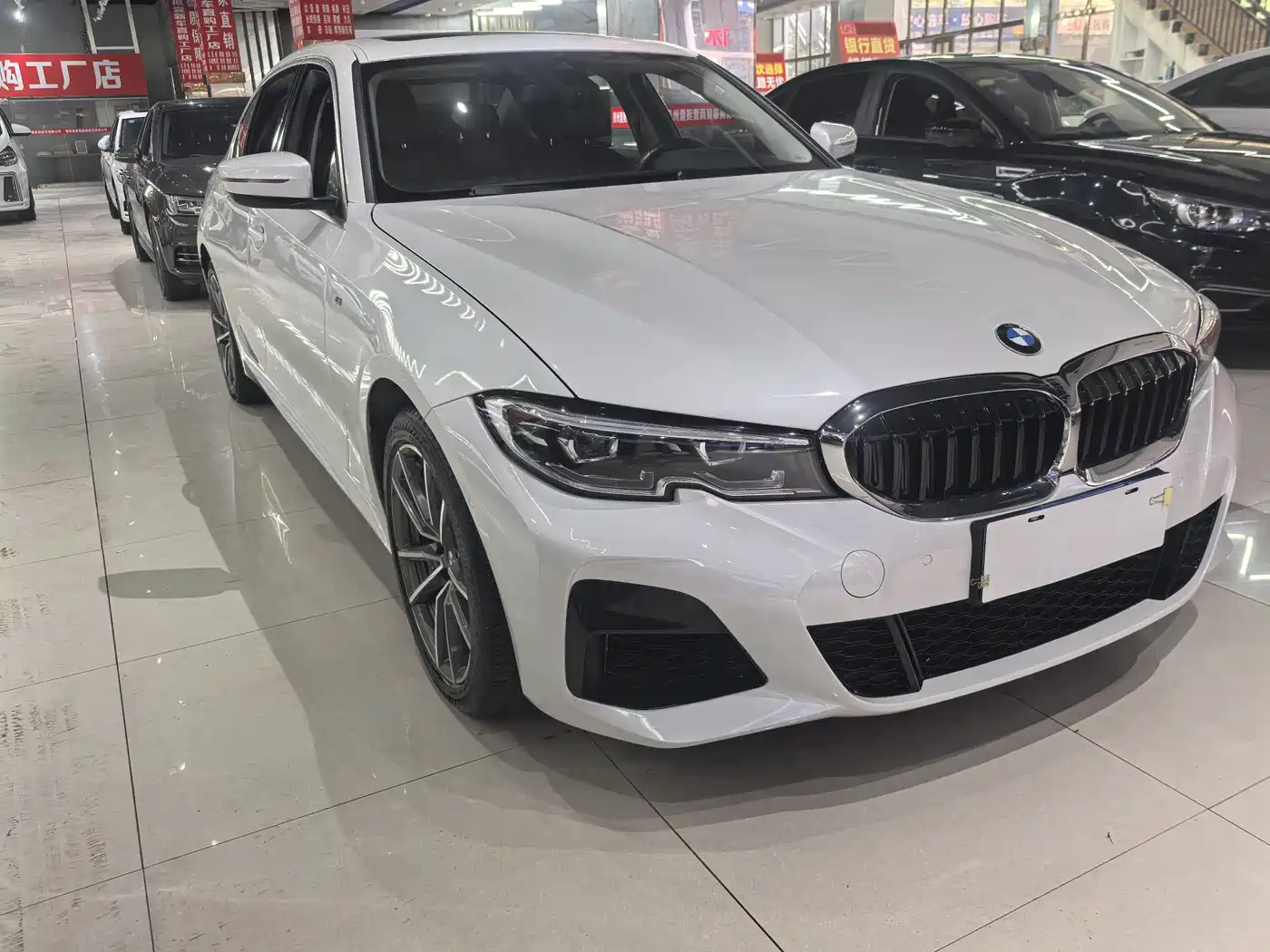 BMW 3 Series 2020 325Li M Sport Package фото 3