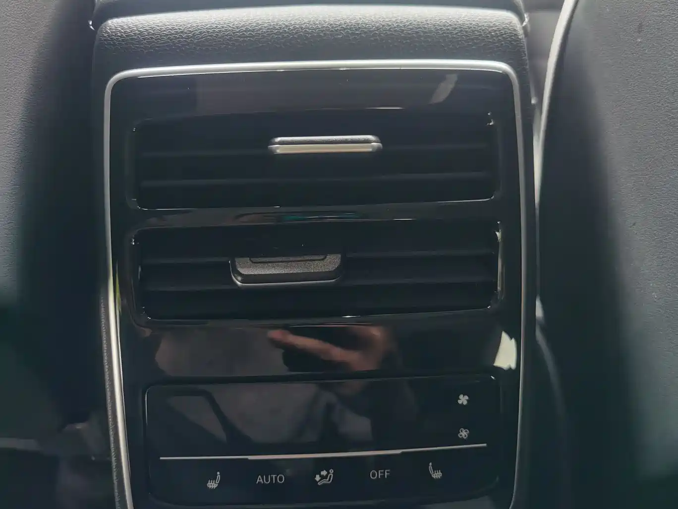 VOLKSWAGEN ID.7 VIZZION