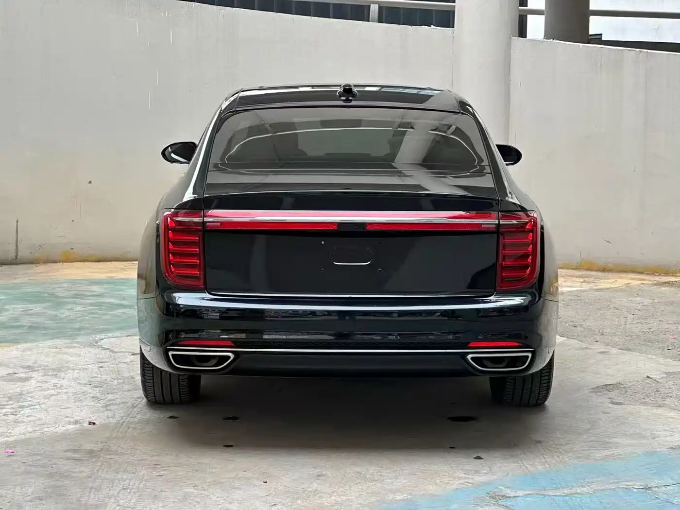  HONGQI H9