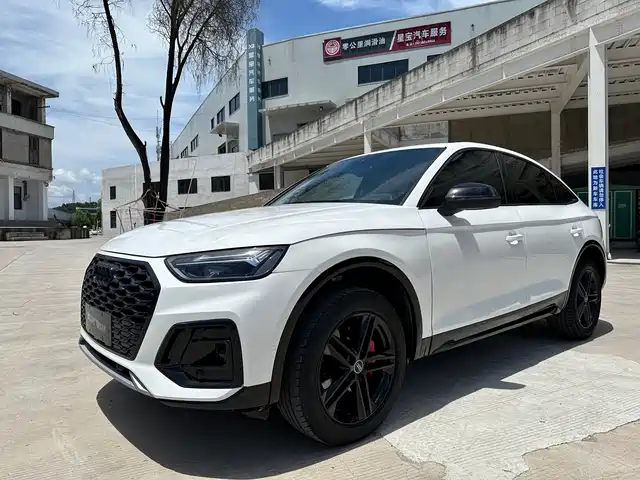 audi q5l-sportback
