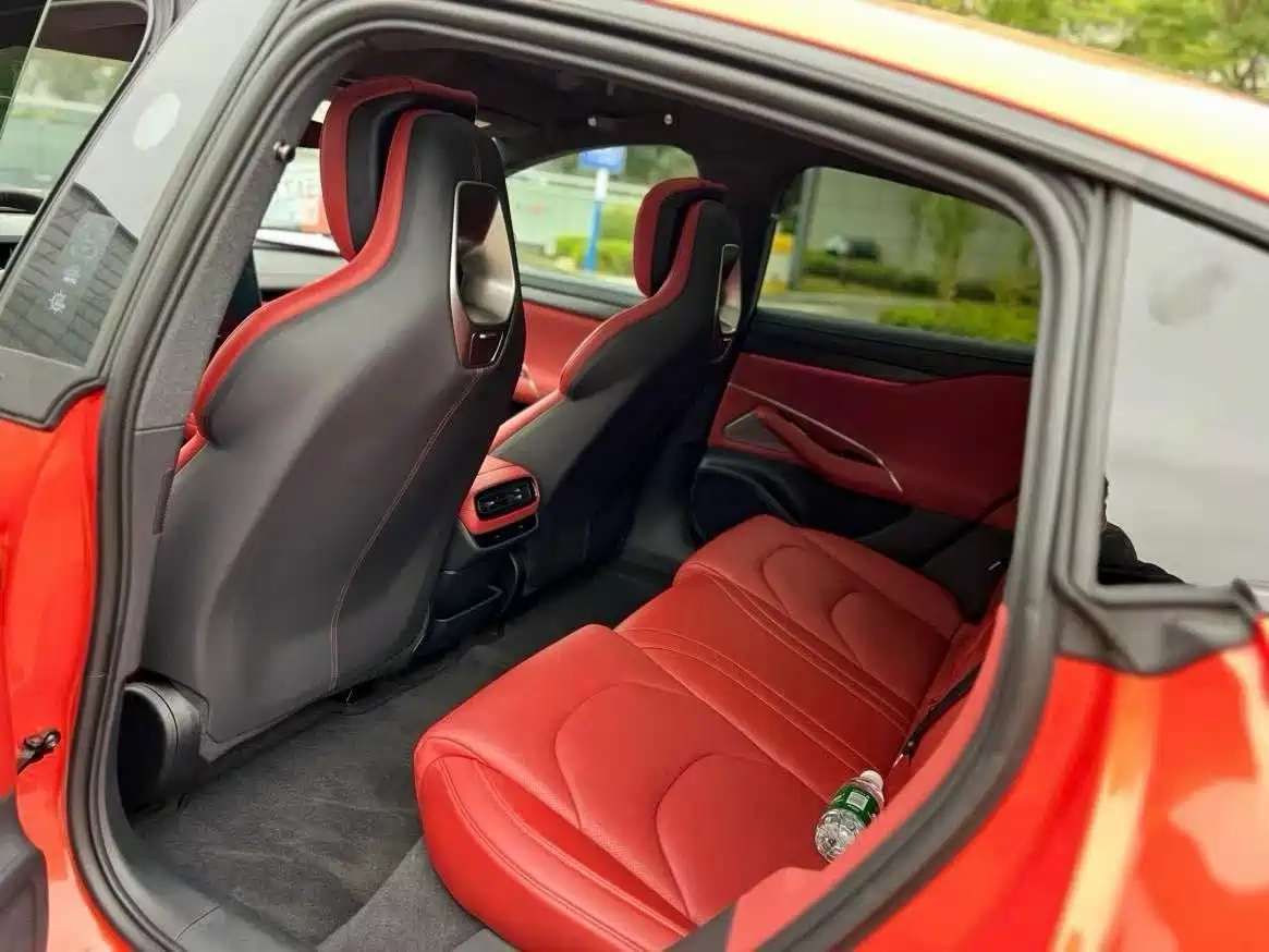 XIAOMI CAR XIAOMI SU7