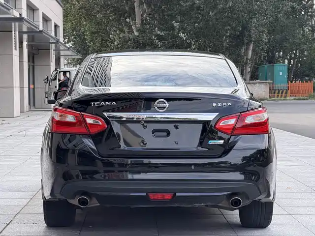 Nissan Teana 2016 Facelift 2.0L XL Comfort — фото 5