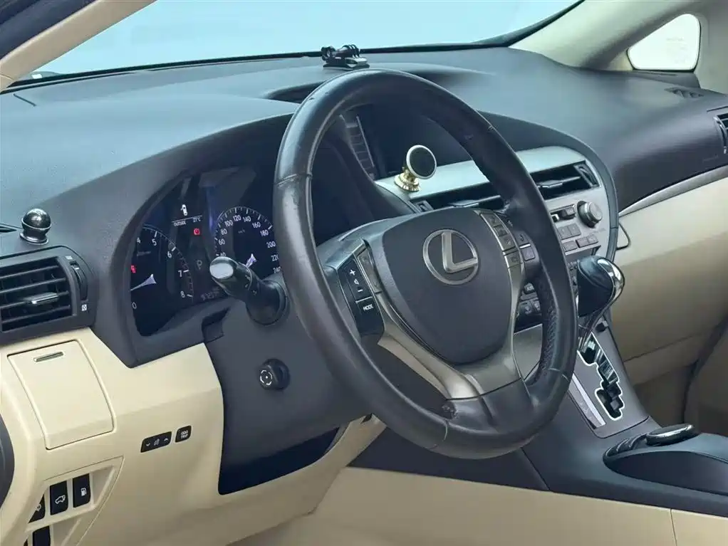 Lexus RX Classic 2012 270 Elegance фото 9