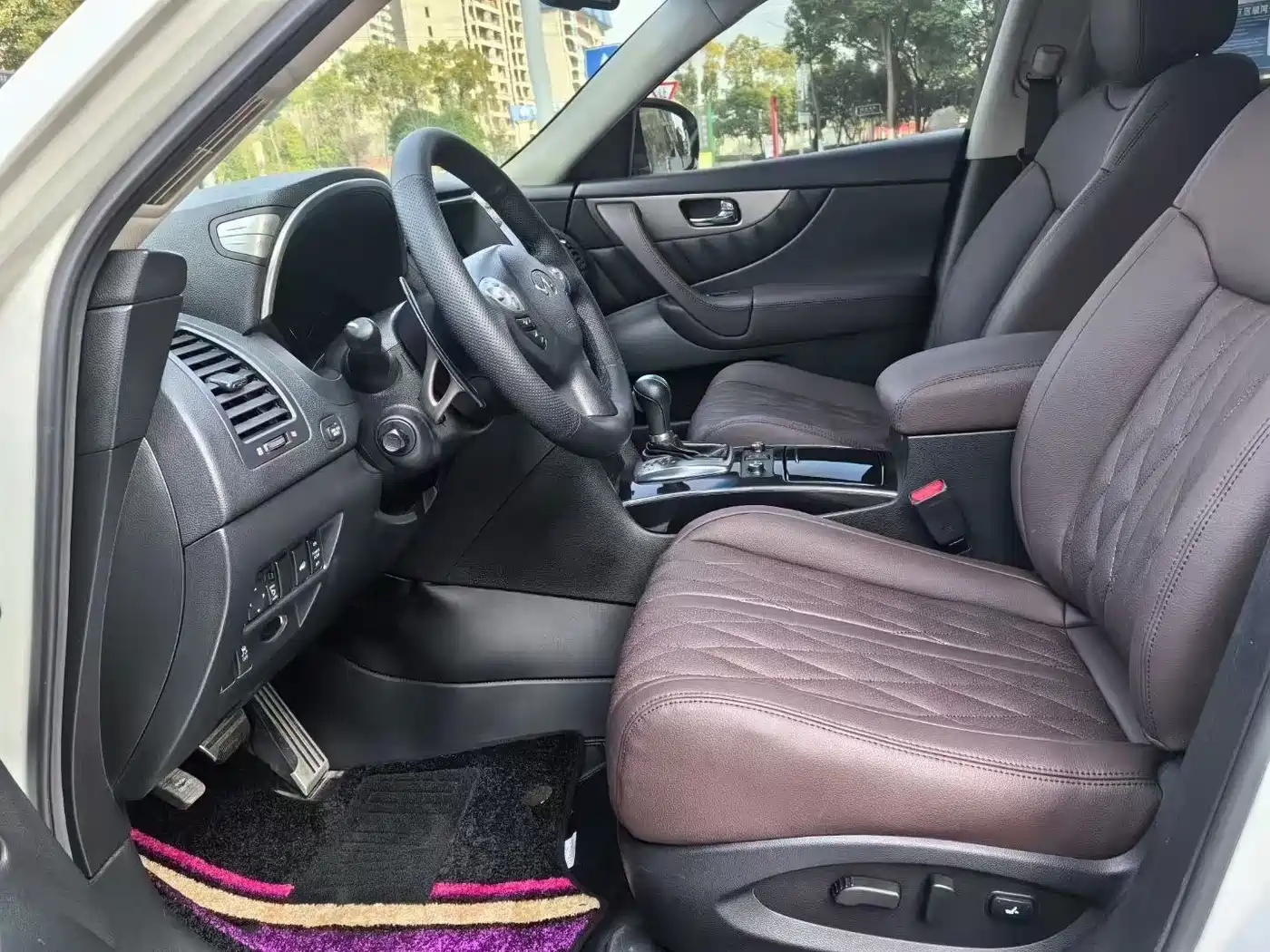 Infiniti QX70 2014 2013 3.7L Standard Edition