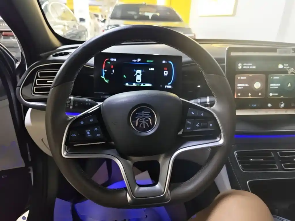 Фото 11 - BYD Qin PLUS