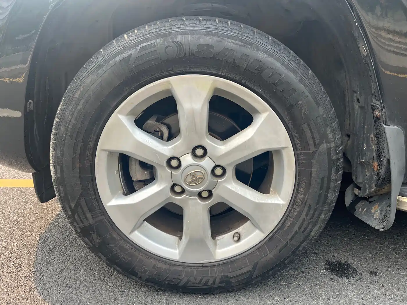Toyota RAV4 Rongfang 2011 2.0L Automatic Classic Edition фото 16