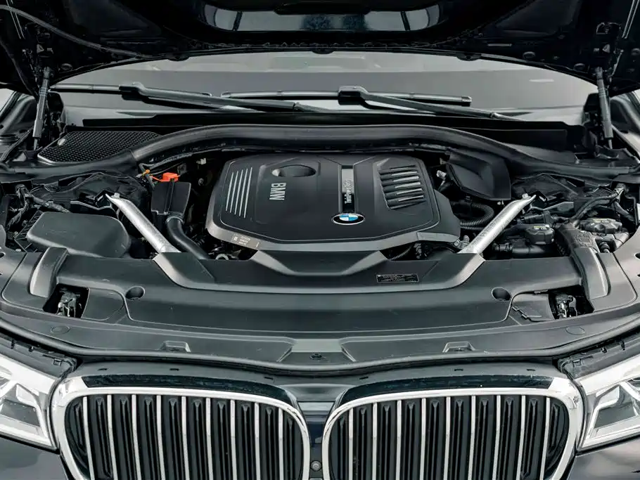 BMW 7 Series 2018 740Li xDrive Premium Type M Sport Package фото 27