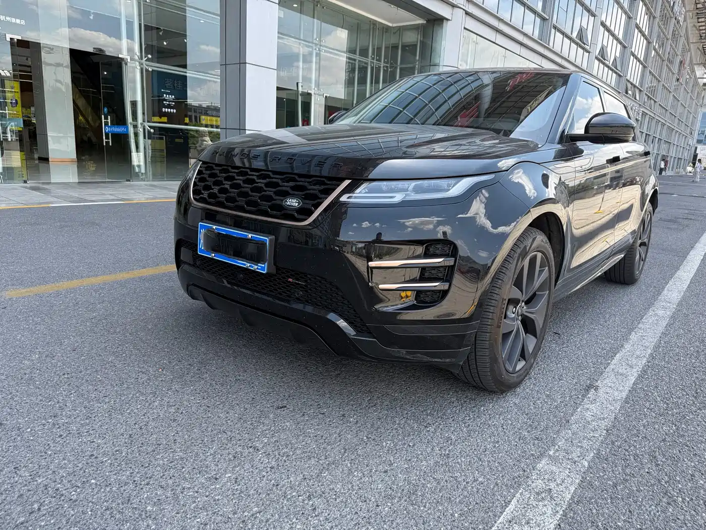 Land Rover Range Rover Evoque 2023 Range Rover Evoque L 249PS Corinthian Bronze Special Edition