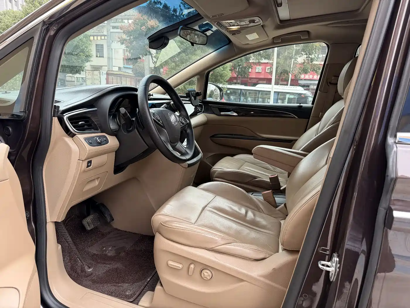 Buick GL8 2017 ES 28T Luxury China V фото 9
