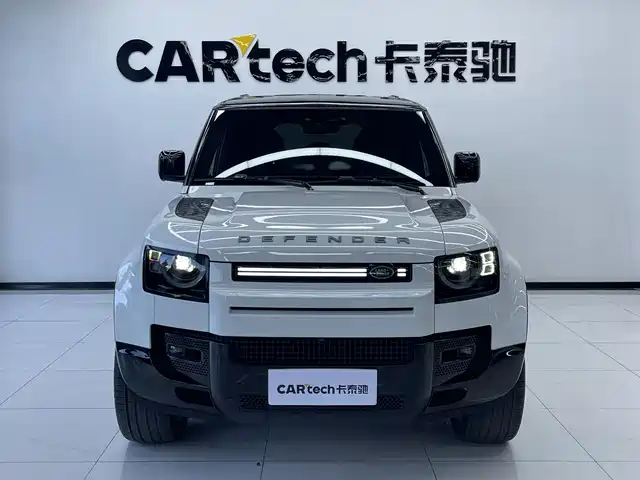 Land Rover Defender 2024 110 3.0T P400 X-DYNAMIC HSE — фото 2