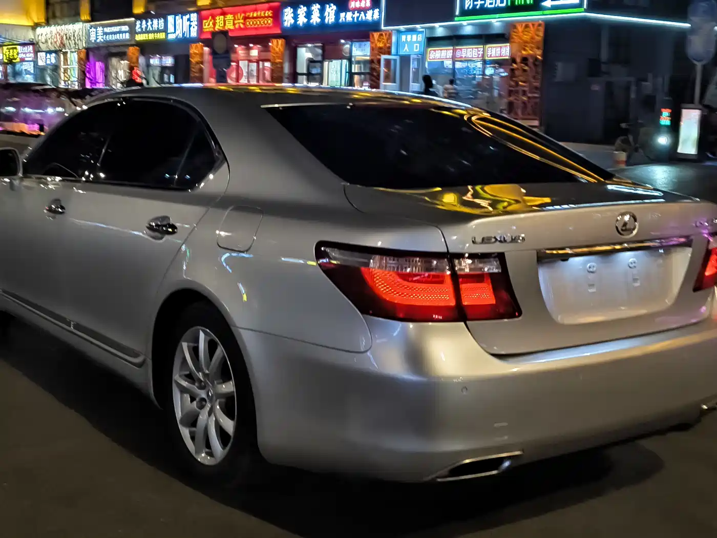 Lexus LS 2006 460L фото 6