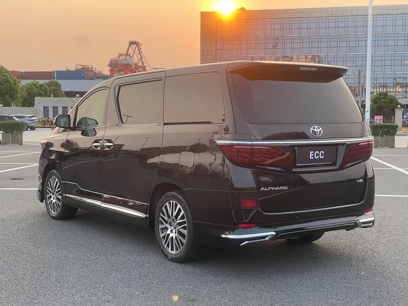 Toyota Alphard 2011 3.5L Luxury Edition фото 6