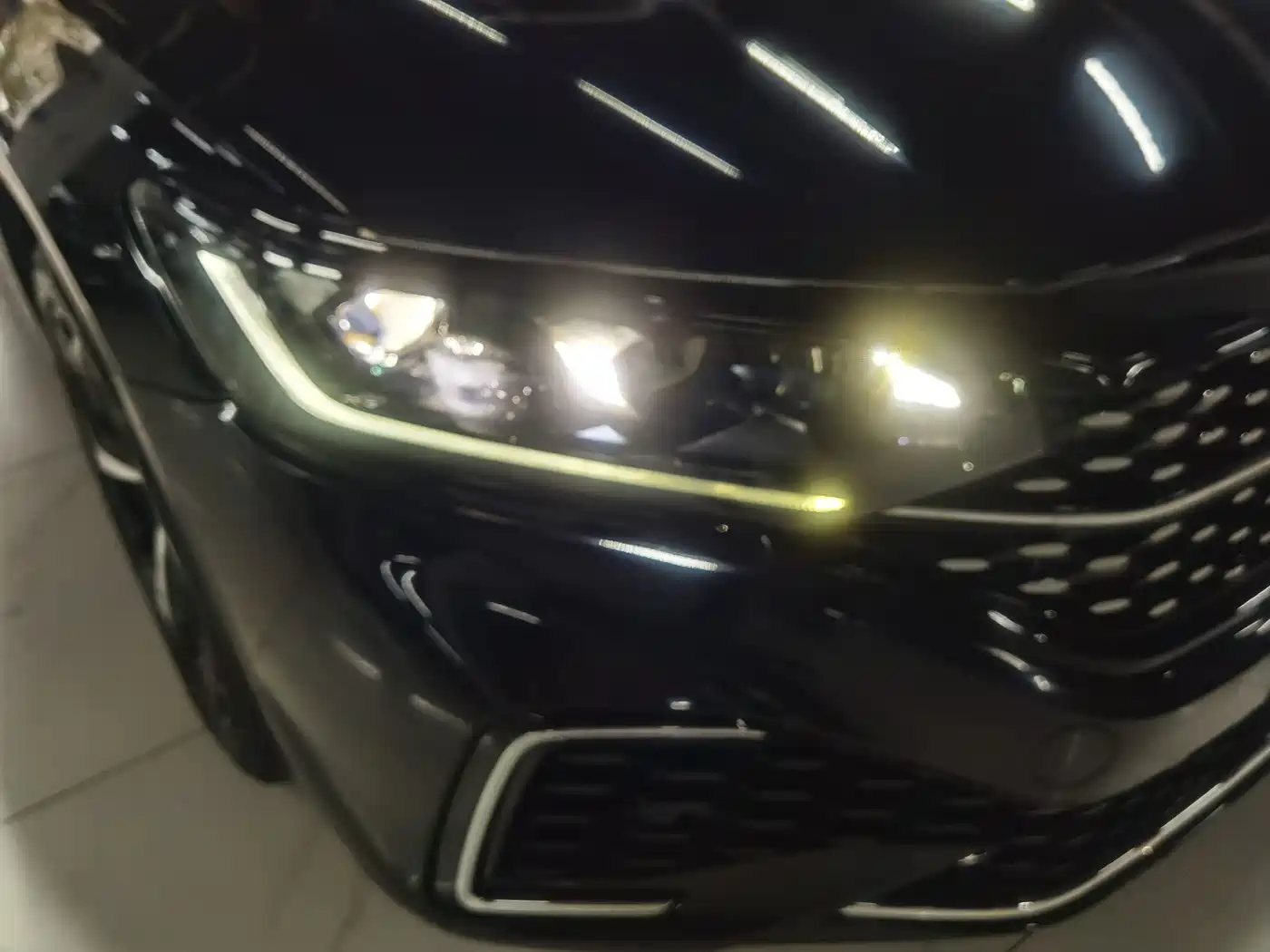 Volkswagen Passat 2025 2024 330TSI Starlight Elite Edition