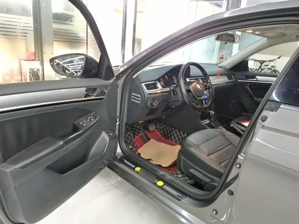 Volkswagen Bora 2016 Model 1.6L Automatic Comfort фото 16