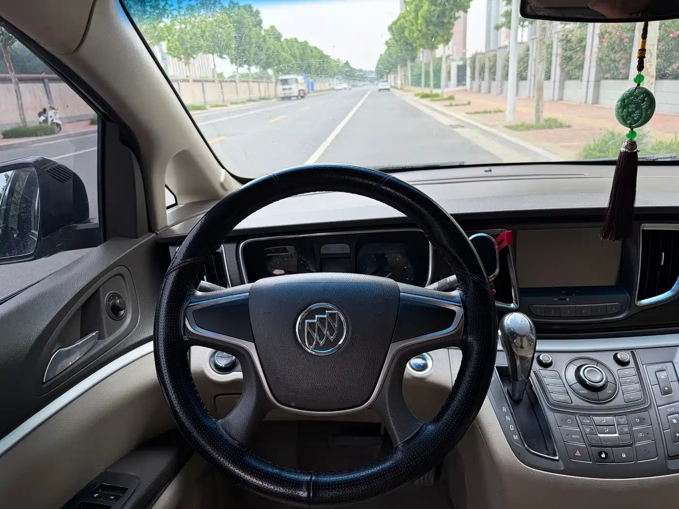 Buick GL8 2013 2.4L CT Luxury Business Comfort Edition фото 9