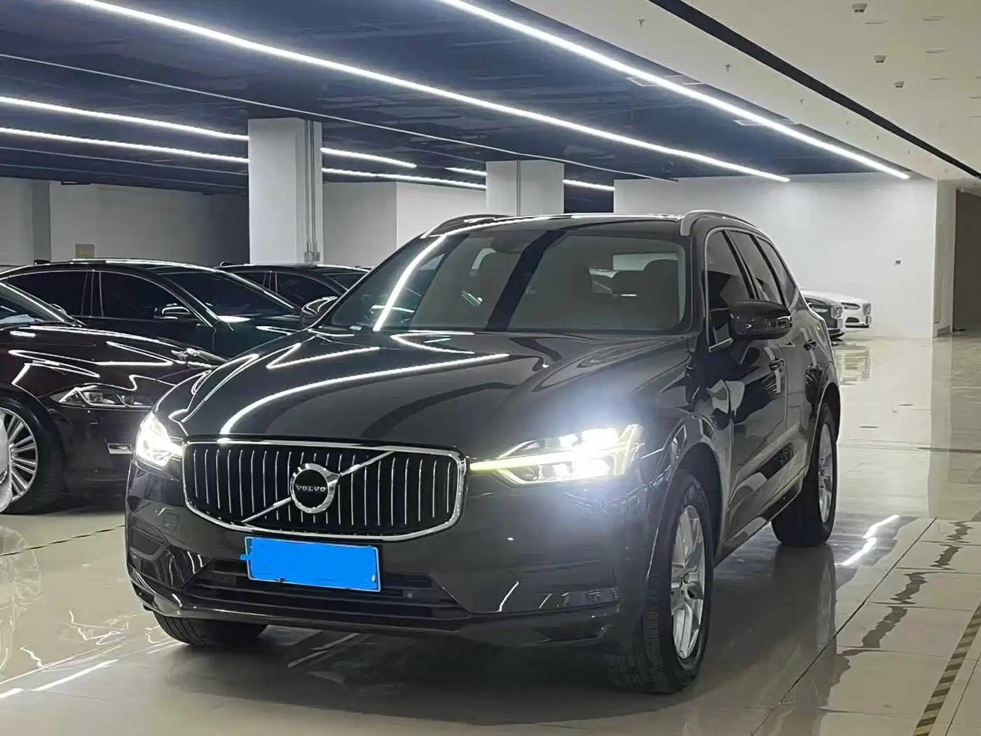 Фото 2 - Volvo XC60