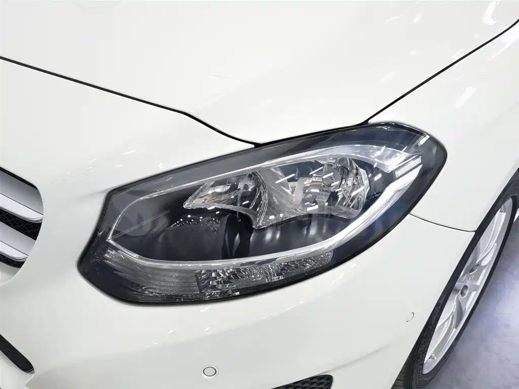 Mercedes-Benz B-Class 2015 B 200 Dynamic фото 7