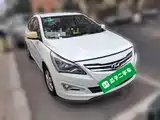 صورة 24 - Hyundai Verna