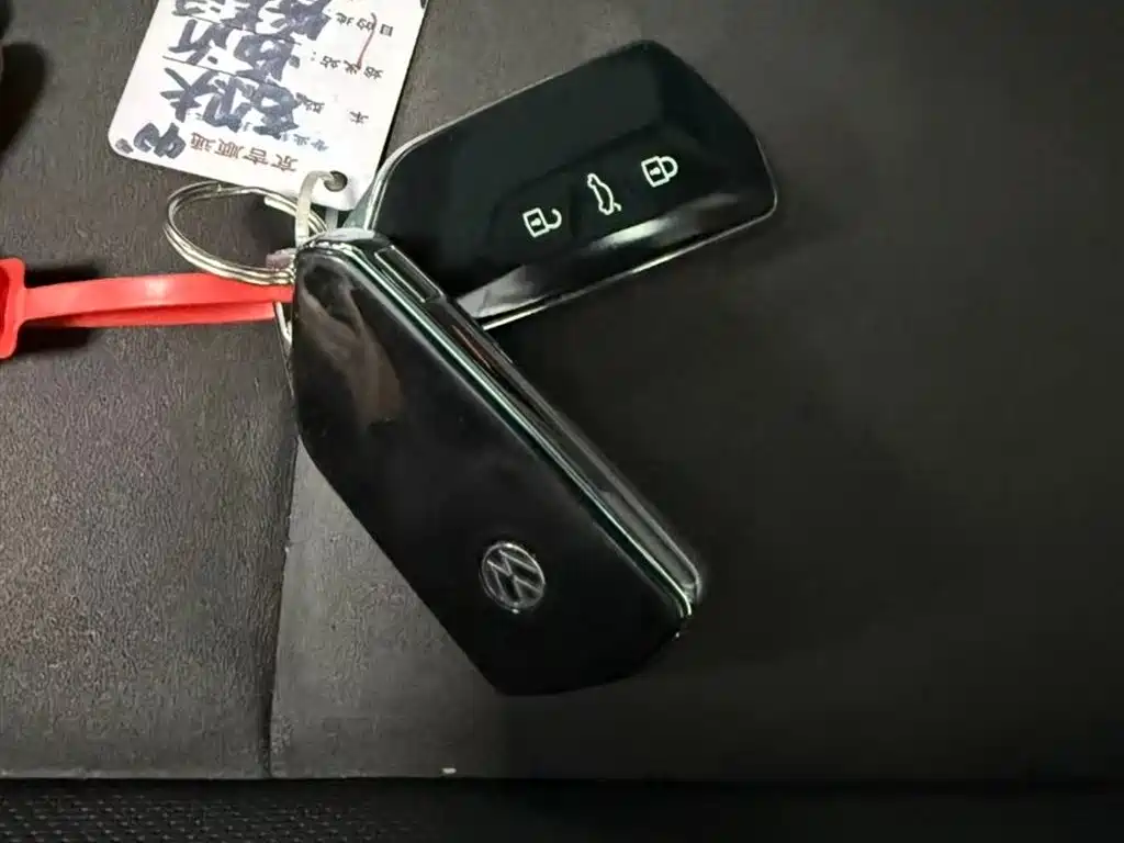 Volkswagen Golf 2023 Facelift 280TSI DSG R-Line Lite фото 9
