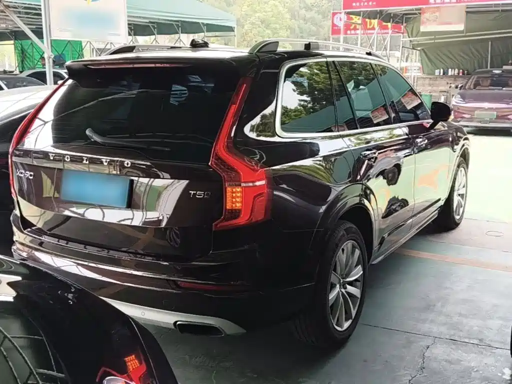 صورة 7 - Volvo XC90
