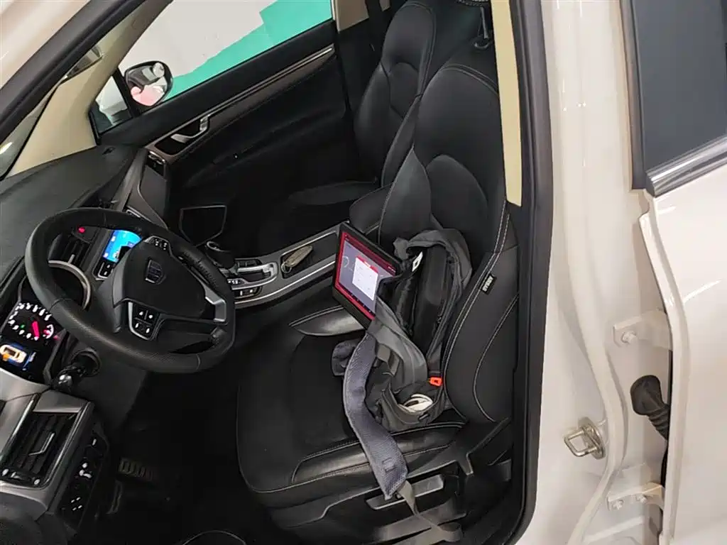 Photo 15 - Geely Emgrand GS