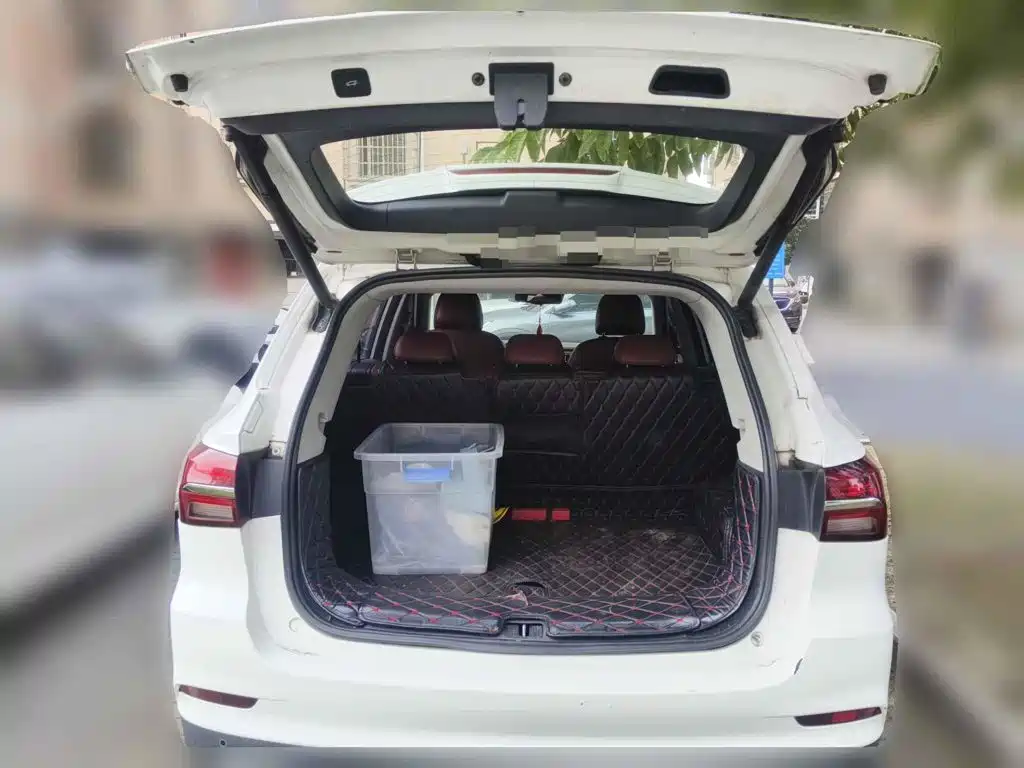 Photo 5 - Roewe RX5