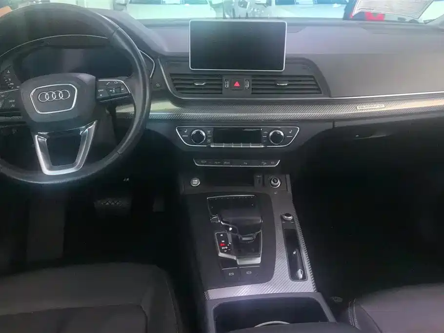 Audi Q5L 2018 45 TFSI Exclusive Sport (China V) фото 12