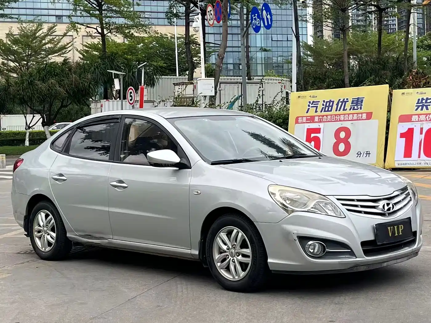 Hyundai Elantra 2011 1.6L Automatic Comfort фото 3